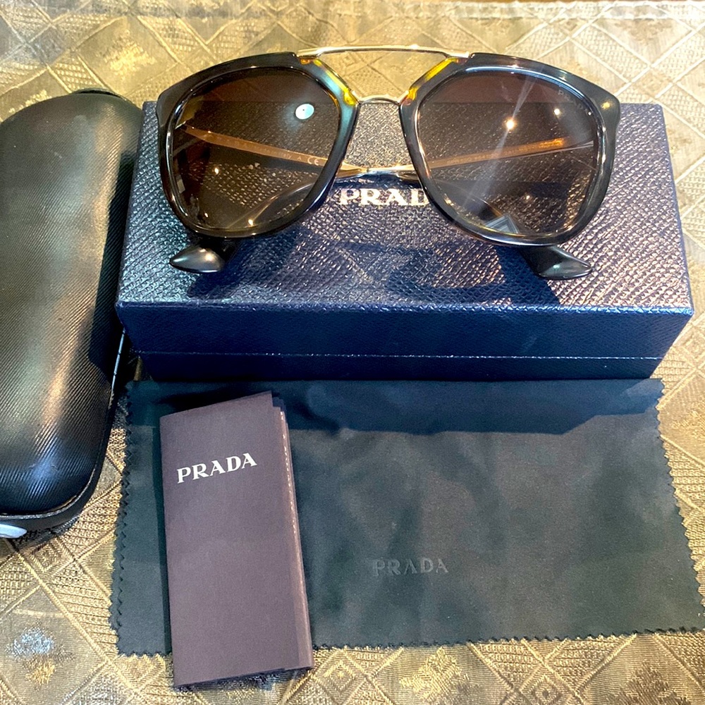 Prada sunglass